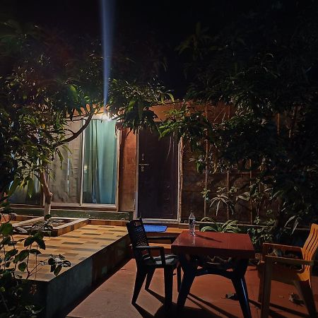 Lotus Riya Home Stay Hampi Εξωτερικό φωτογραφία